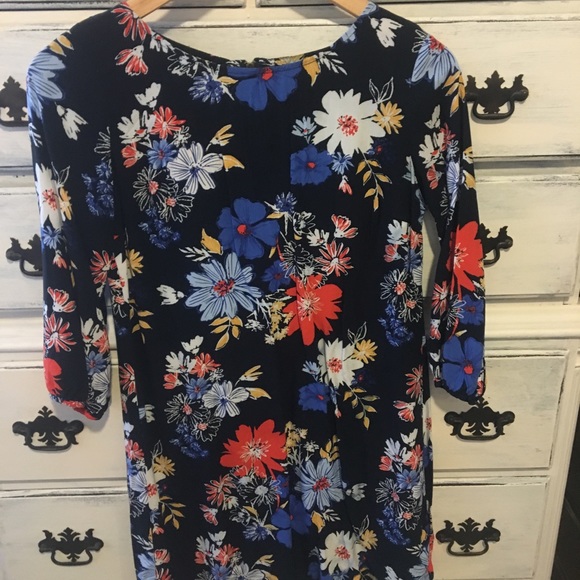 Navy floral zip back dress from Old Navy. - Picture 1 of 4